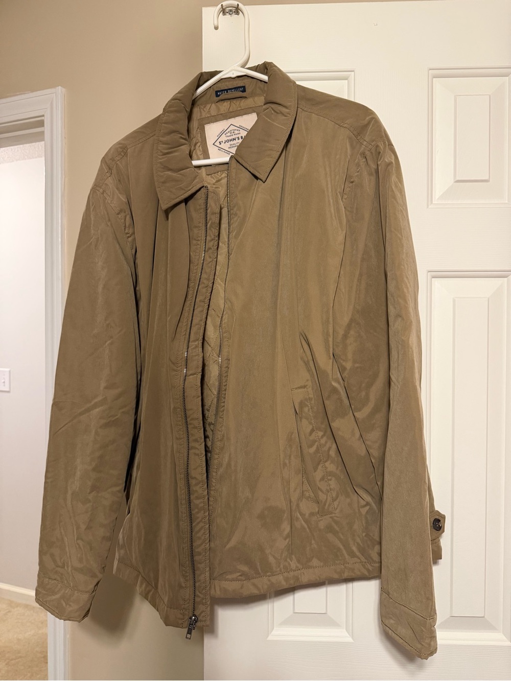 St. John's Bay Men's Khaki Lightweight Jacket